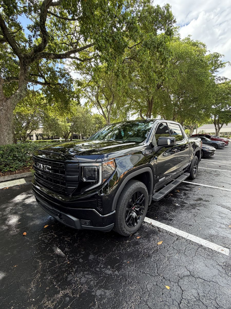 GMC Sierra